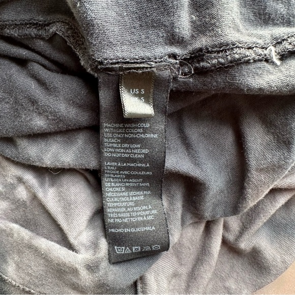 Free People Be Free Tie Dye Tee / Charcoal Oversize Long Sleeve - Picture 5 of 5